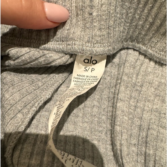 Alo Muse Sweatpants NEW - Picture 4 of 4